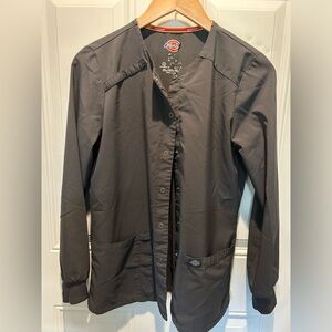 Dickies Small Scrub Jacket!